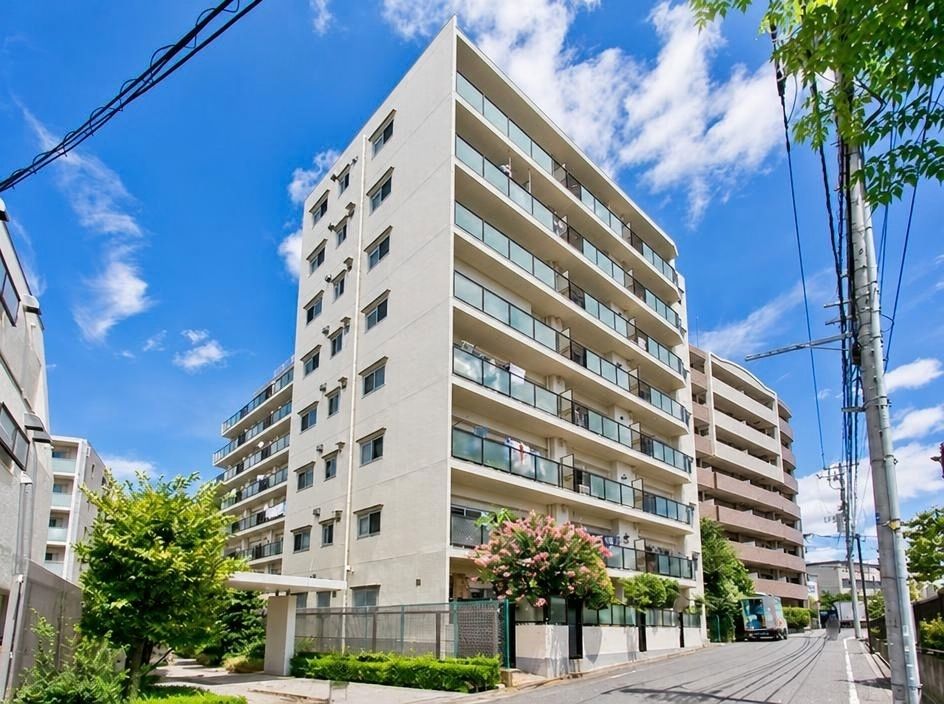 日商岩井第2方南町マンション　外観
